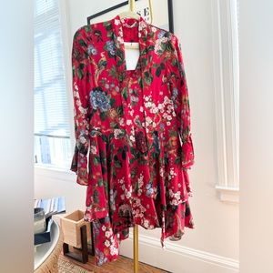 Alice + Olivia (Flowy Ruffle Hem Dress)